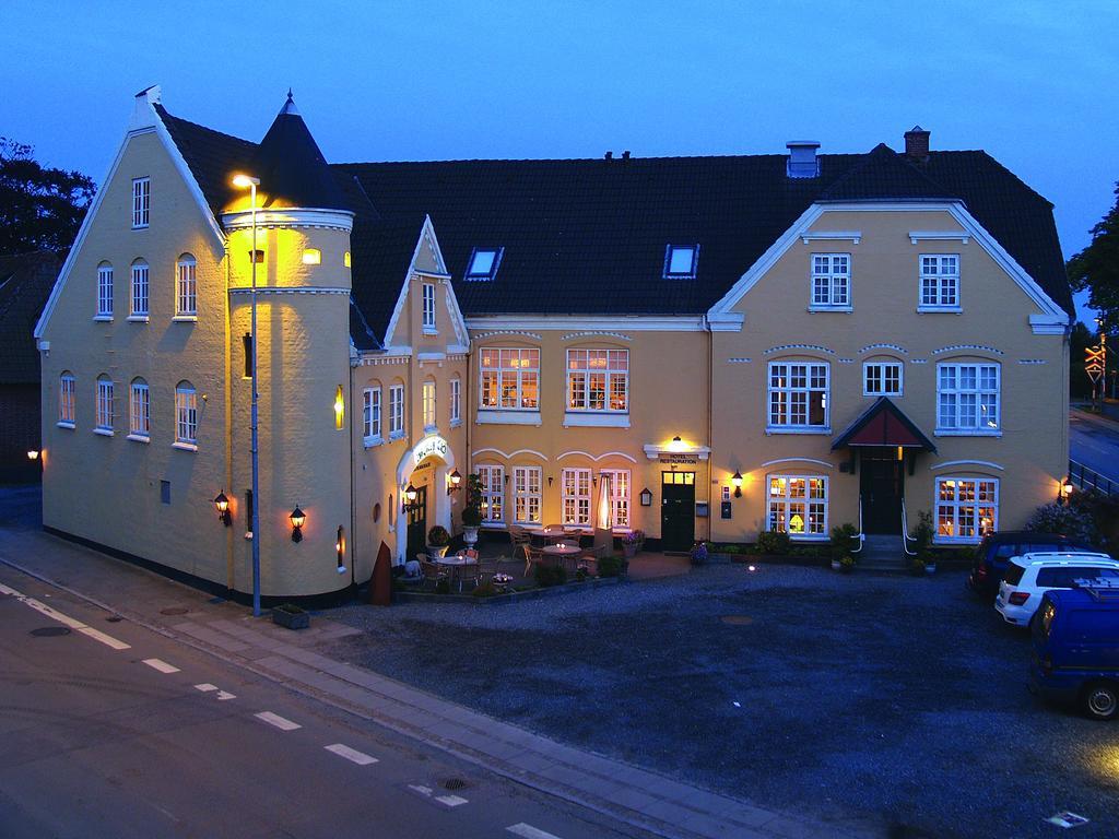 Hotel Hojslev Kro Esterno foto